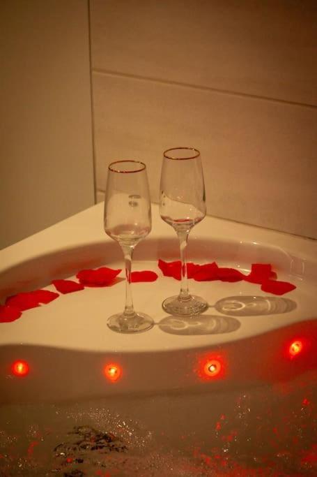 Escapade Suite Albertville Ngoại thất bức ảnh